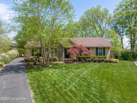 4809 Clipping Ct, Louisville, KY 40241
