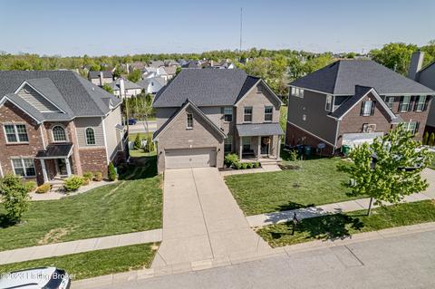 10724 Copper Ridge Dr, Louisville, KY 40241