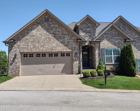 225 Maple Valley Rd, Louisville, KY 40245