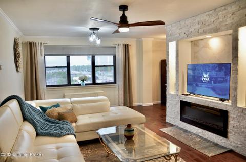 3320 Bardstown Rd #77, Louisville, KY 40218