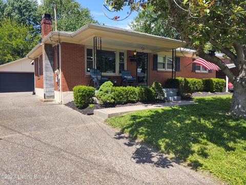 11804 Dearing Woods Dr, Louisville, KY 40272