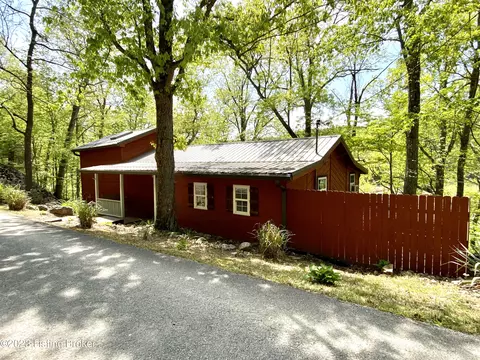 972 Lake Forest Ln, Westview, KY 40178