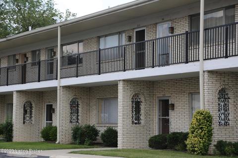 106 Casa Bella Ct, Louisville, KY 40220