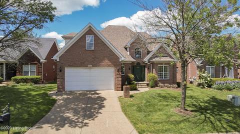 10116 Springhurst Gardens Cir, Louisville, KY 40241