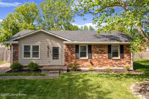 1077 Red Bird Ct, Shelbyville, KY 40065