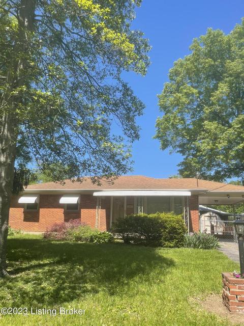 4822 Imperial Ter, Louisville, KY 40216