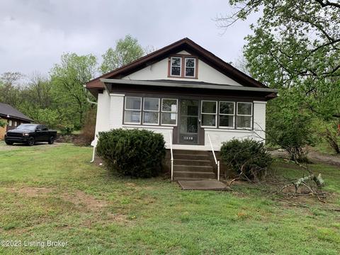 6701 Mount Calvary Dr, Louisville, KY 40214