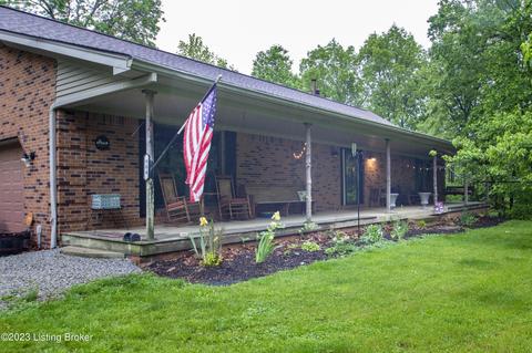 904 Roy Layne Rd, Lebanon Junction, KY 40150