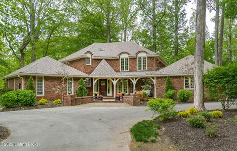 131 Rosswoods Dr, Pewee Valley, KY 40056