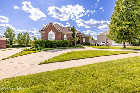 2202 Polo Creek Ln, Louisville, KY 40245