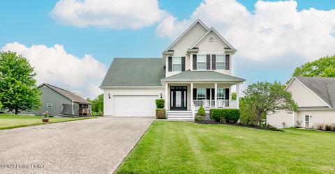 714 Falcon Ridge Ln, La Grange, KY 40031