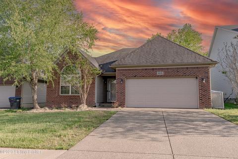 9826 Collier Ln, Louisville, KY 40291