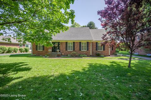 4815 Clipping Ct, Louisville, KY 40241