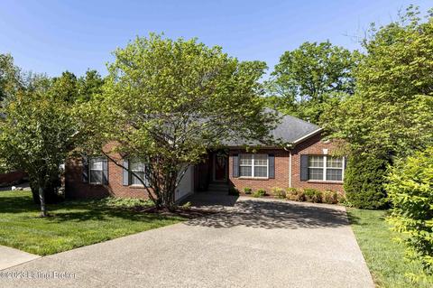 4114 Dolphin Rd, Louisville, KY 40220