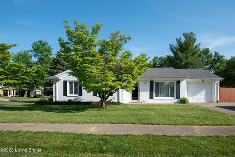 9902 Phoenix Trl, Louisville, KY 40223