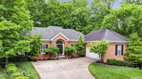 7805 Deep Trail Ct, Prospect, KY 40059
