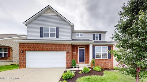 17029 Green Crest Ln, Louisville, KY 40245