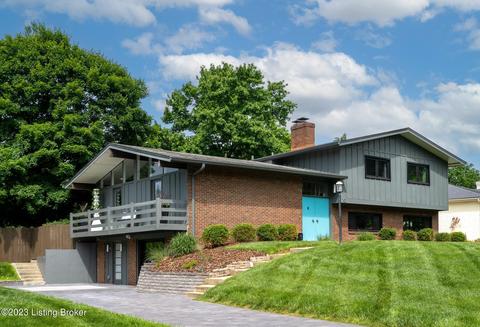 702 Greenridge Ln, Louisville, KY 40207