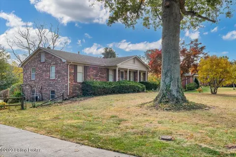 146 Fern Ln, Shelbyville, KY 40065