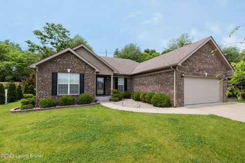 124 Council Dr, Bardstown, KY 40004