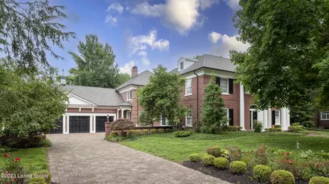 531 Barberry Ln, Louisville, KY 40206