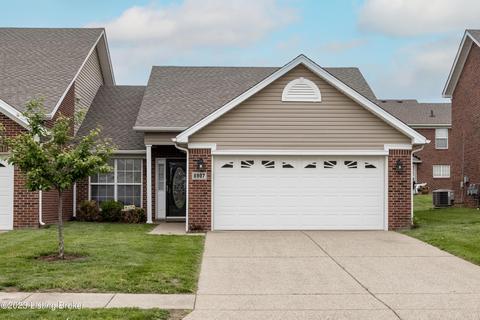 8907 Stara Way, Jeffersontown, KY 40299