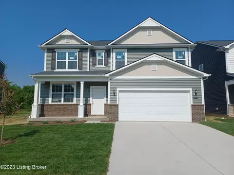 11912 Wooden Trace Dr, Louisville, KY 40229