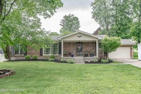 6700 Oak Valley Dr, Louisville, KY 40214