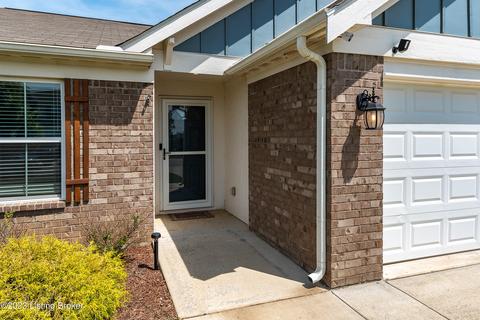 124 Ruby Farm Dr, Mount Washington, KY 40047 photo 6