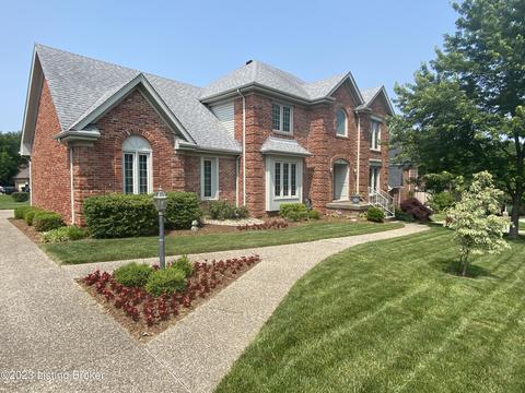 7211 Wood Briar Rd, Louisville, KY 40241