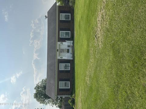 281 Hubbard Ln, Mount Washington, KY 40047