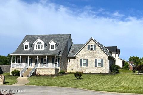 7903 Ridge Park Ct, Louisville, KY 40258