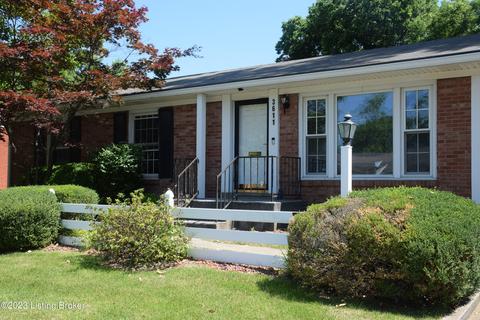 3611 Rosemont Ct, Louisville, KY 40218
