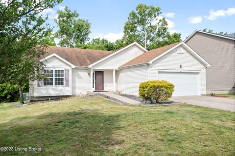 7914 Bridlevista Rd, Louisville, KY 40228