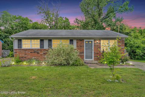 5602 Oakridge Pl, Louisville, KY 40229