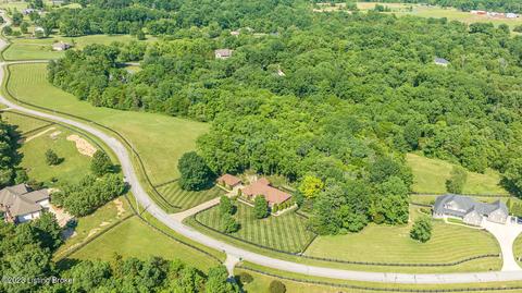 16330 Crooked Ln, Fisherville, KY 40023