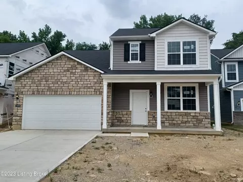 11924 Wooden Trace Dr, Louisville, KY 40229