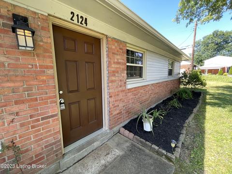 2124 Dogoon Dr, Louisville, KY 40223