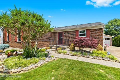 8409 Fernview Dr, Louisville, KY 40291