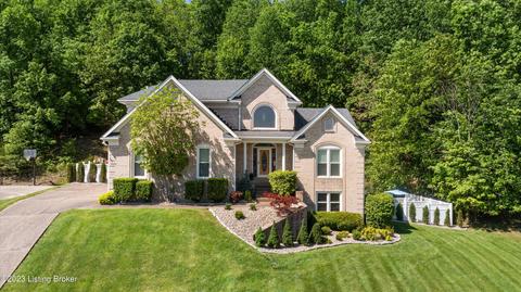 8806 Grand Ridge Ct, Louisville, KY 40214