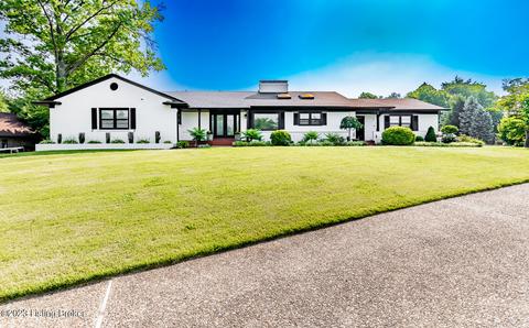 3209 Thousand Oaks Dr, Louisville, KY 40205