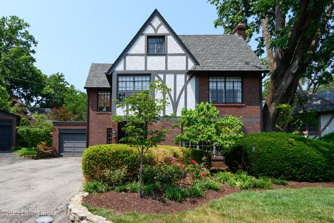 7 Normandie Vlg, Louisville, KY 40205