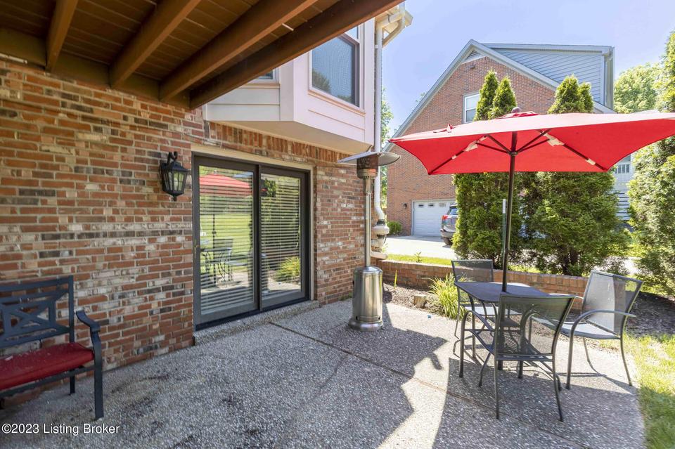  702 Sentry Way, Louisville, KY 40223 photo 46