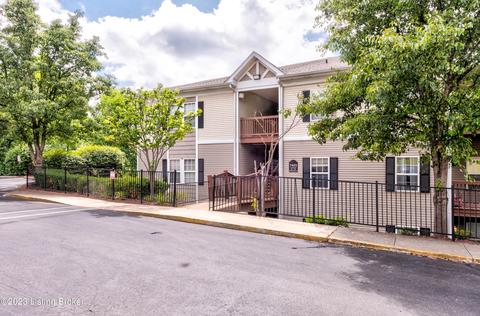 7402 Renwood Ct #101, Louisville, KY 40214