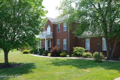 2308 Courtney Dr, La Grange, KY 40031