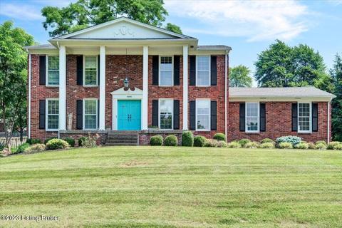 4605 Deepwood Ct, Louisville, KY 40241