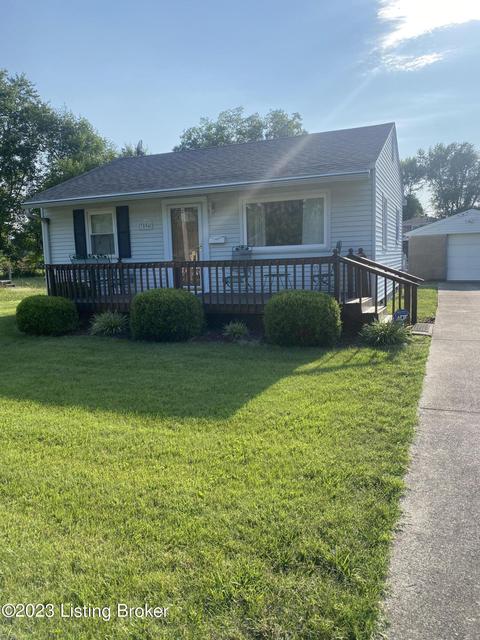 7504 Nancy Ln, Louisville, KY 40258