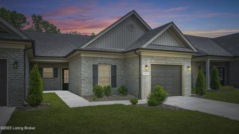 6411 Renate Rd, Louisville, KY 40291
