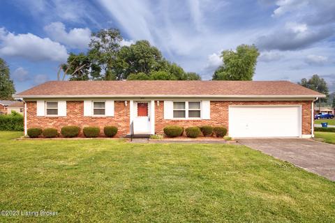 3904 Sedalia Trl, Louisville, KY 40272