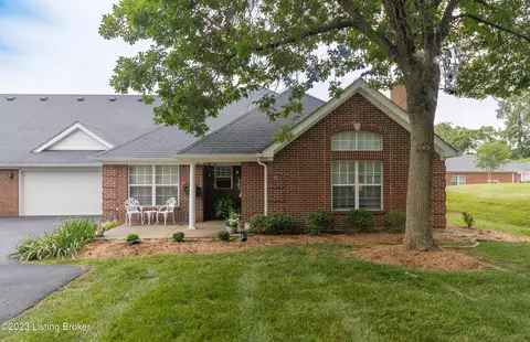 10400 Wemberley Hill Blvd, Louisville, KY 40241